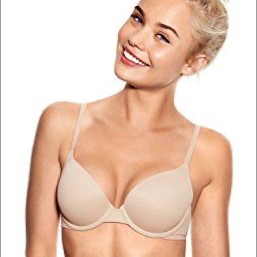 Brand New Victorias Secret Nude Push Up Bra